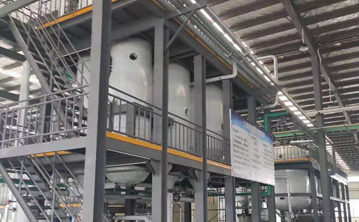 工業(yè)蒸發(fā)結(jié)晶設(shè)備 工業(yè)蒸發(fā)結(jié)晶設(shè)備